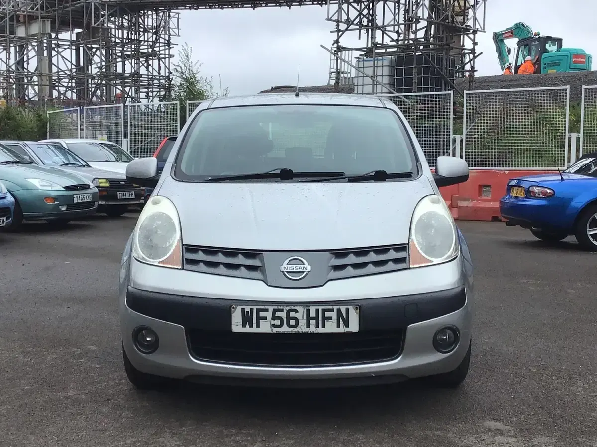 Used Nissan Note SE 87 HP (63 kW) 2006 Silver Hatchback
