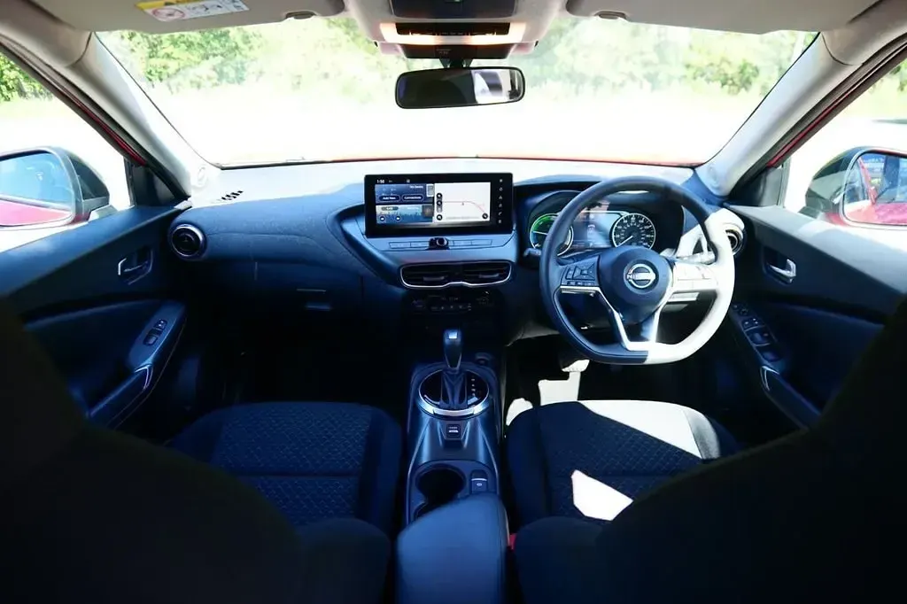 Usado Nissan Juke Acenta Premium 143 CV (105 kW) 2024 Rojo SUV