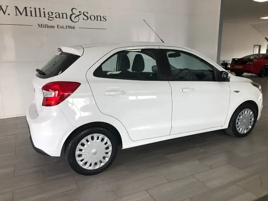 Used Ford Ka Plus Studio 2016 White Hatchback