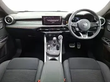 Used Alfa Romeo Tonale Sprint 160 HP (117 kW) 2024 Red SUV