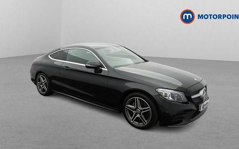 Begagnad Mercedes C200 AMG line 184 HK (135 kW) 2022 Sportkupé