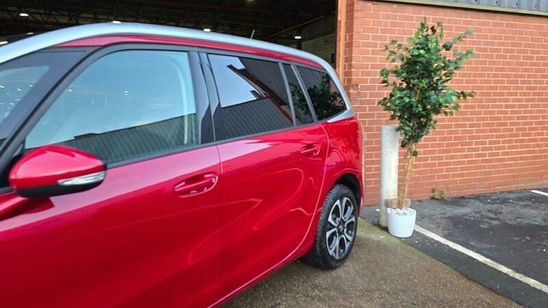 Used Citroën C4 Flair 2020 Red MPV