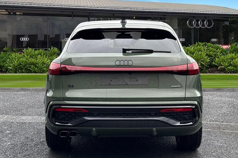 New Audi Q5 Sportback Sport 2026 Green SUV