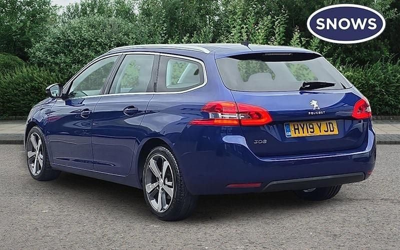 Used Peugeot 308 SW Allure 131 HP (96 kW) 2019 Blue Estate
