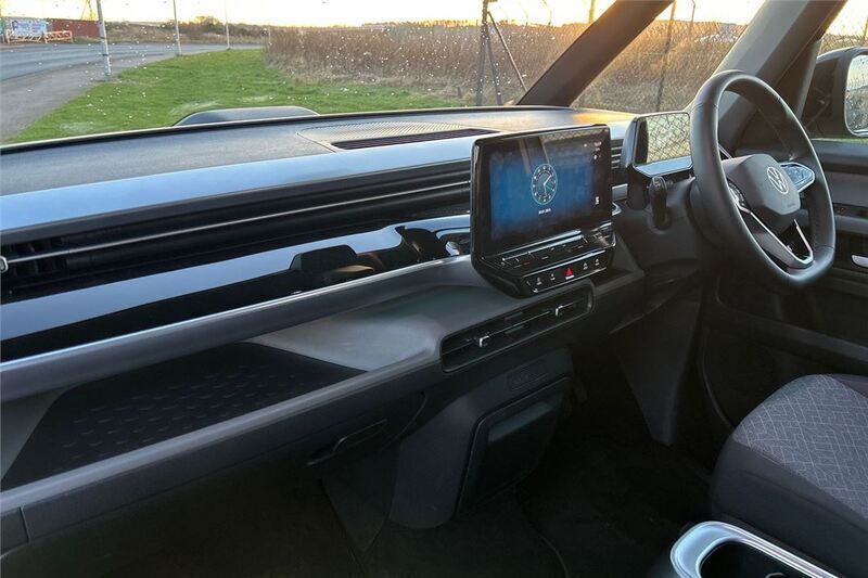 Used VW ID. Buzz Pro 150 kW (204 HP) 2023 Silver MPV