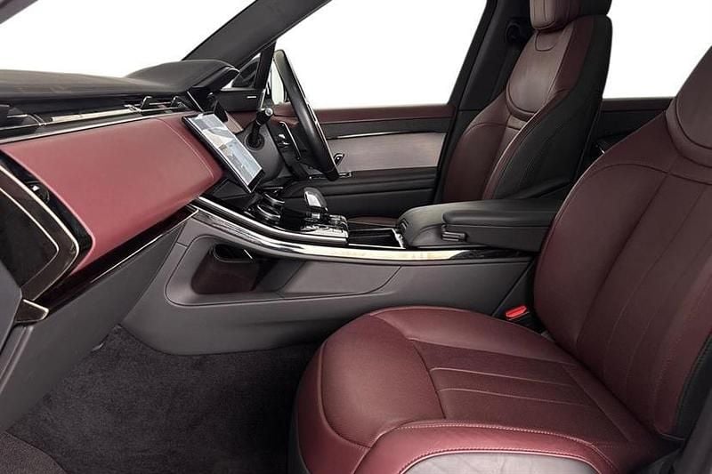 Used Land Rover Range Rover Sport SE Dynamic 300 HP (220 kW) 2023 Fuji white SUV