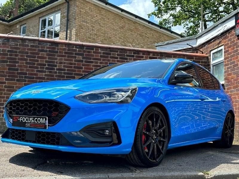 Used Ford Focus ST 280 HP (205 kW) 2021 Blue Hatchback