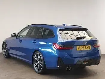Usado BMW 320 M Sport 184 HP (135 kW) 2024 Azul Carrinha