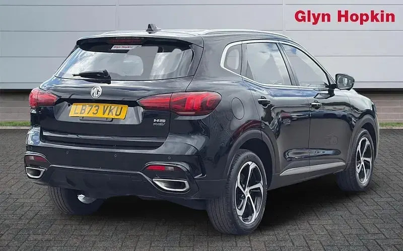 Begagnad MG HS SE 258 HK (189 kW) 2023 Svart SUV
