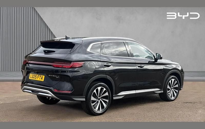 Used BYD Seal U Comfort 214 HP (157 kW) 2025 Black SUV