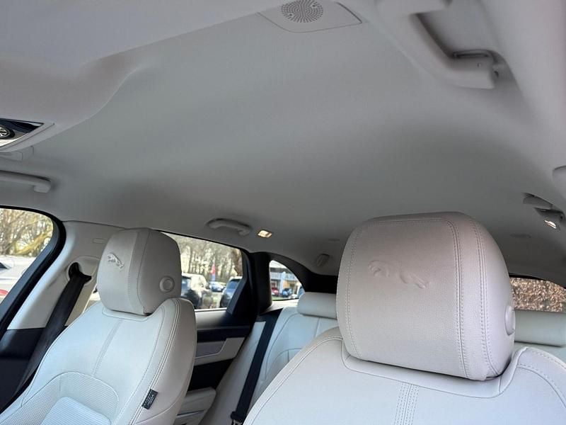 Used Jaguar F-Pace R-Dynamic 2022 Red SUV