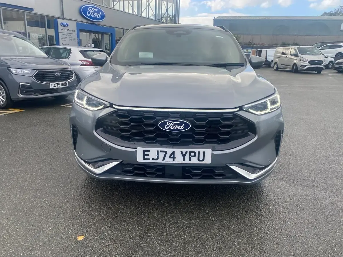 Used Ford Kuga ST-Line X 2024 Solar silver SUV