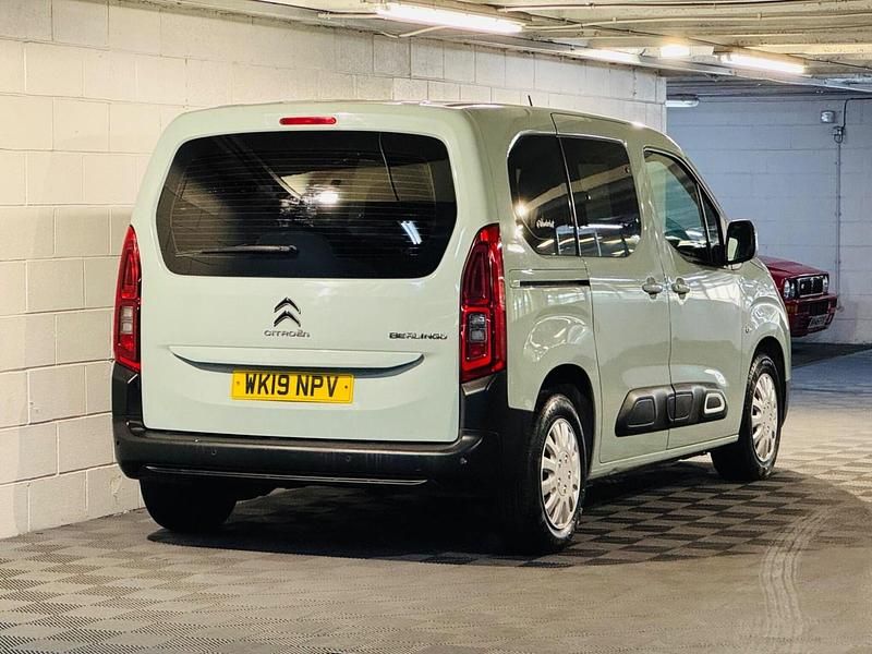 Used Citroën Berlingo Feel 2019 Green MPV
