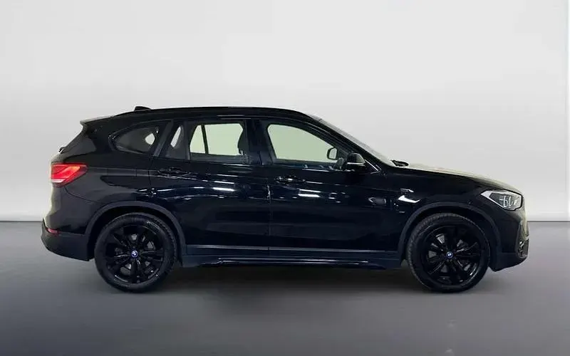 Used BMW X1 Sport Line 220 HP (161 kW) 2022 Black SUV
