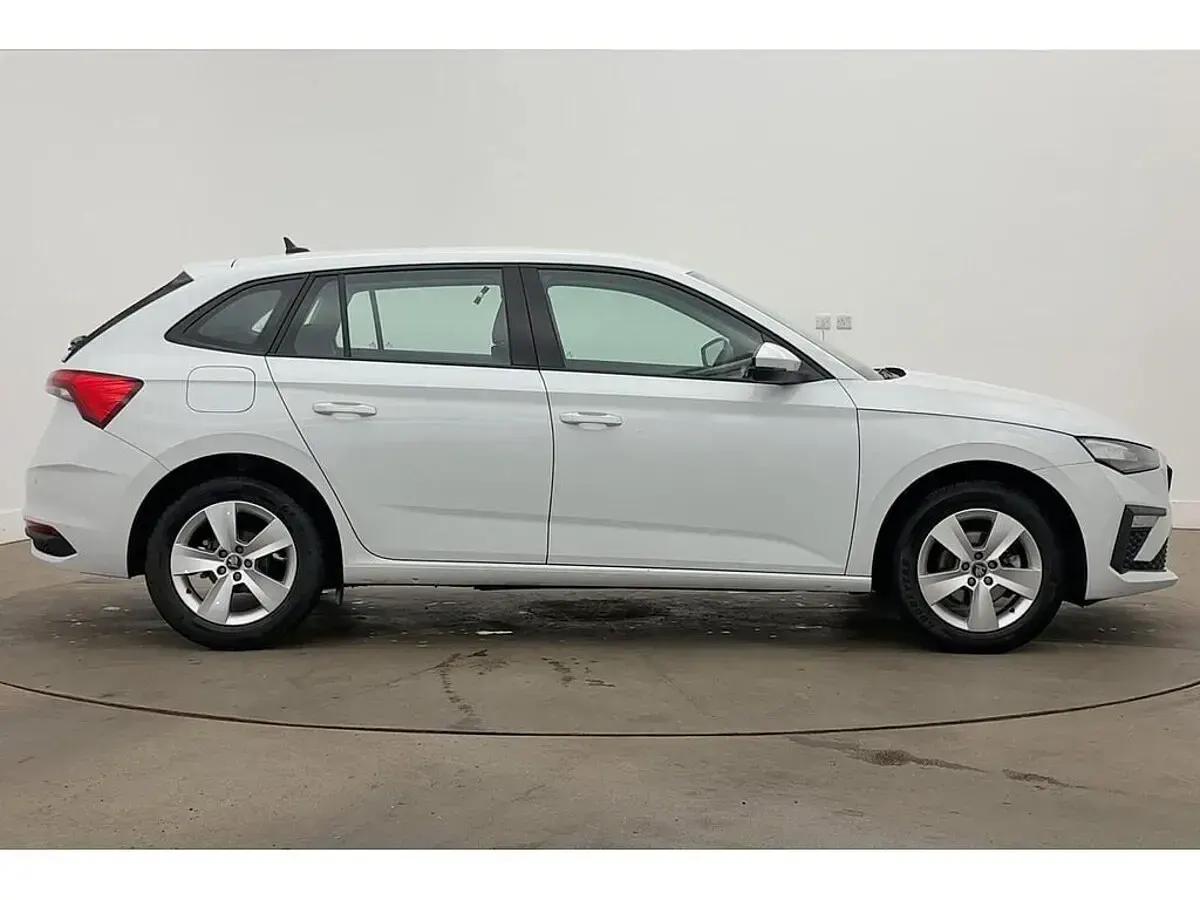Used Skoda Scala SE 85 HP (62 kW) 2025 Moon white metallic Hatchback