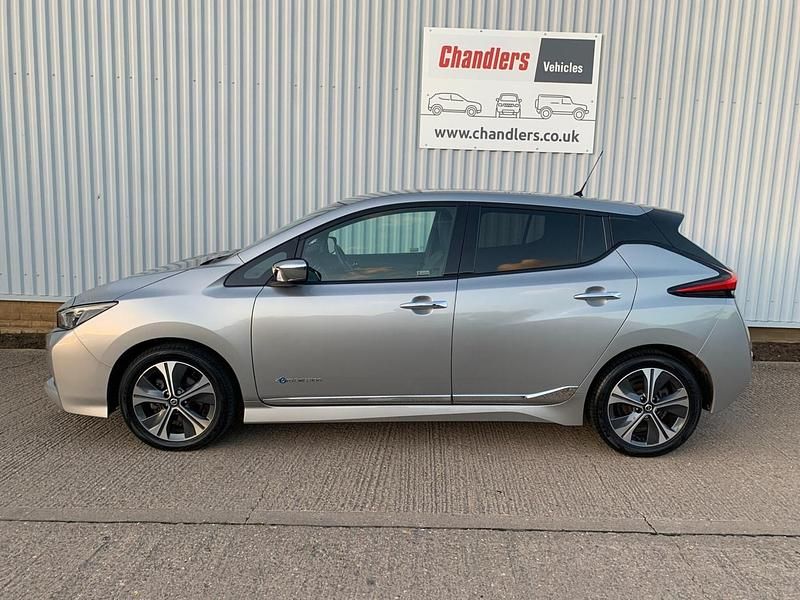 Used Nissan Leaf N-Connecta 110 kW (150 HP) 2019 Silver Hatchback