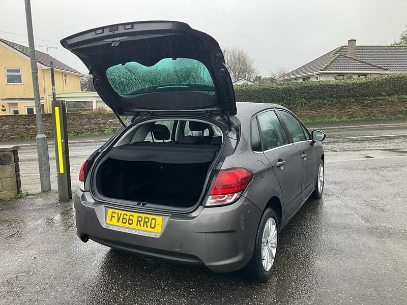 Used Citroën C4 Feel 2016 Grey Hatchback