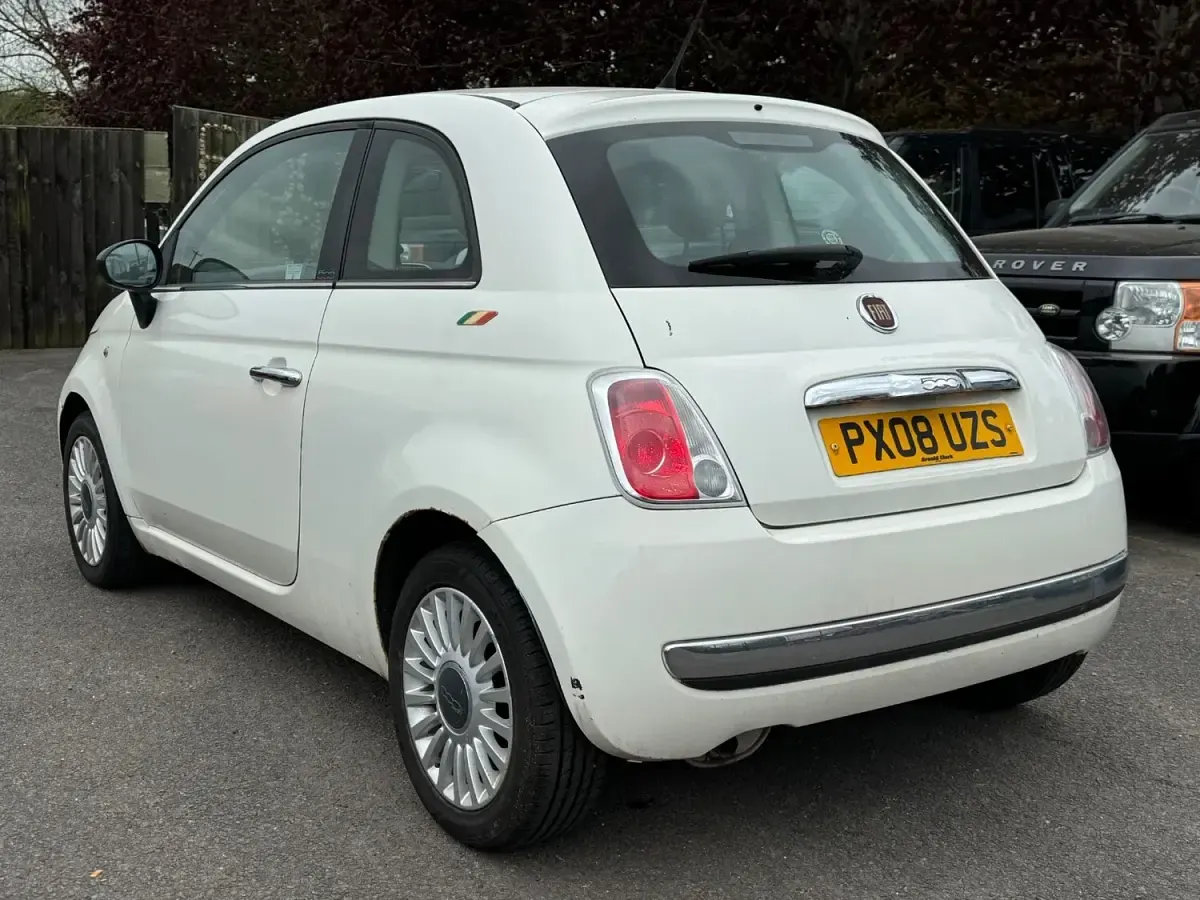 Used Fiat 500 Pop 69 HP (50 kW) 2008 White Hatchback