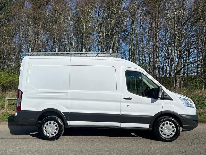 Usado Ford Transit 125 HP (91 kW) 2016 Branco Van