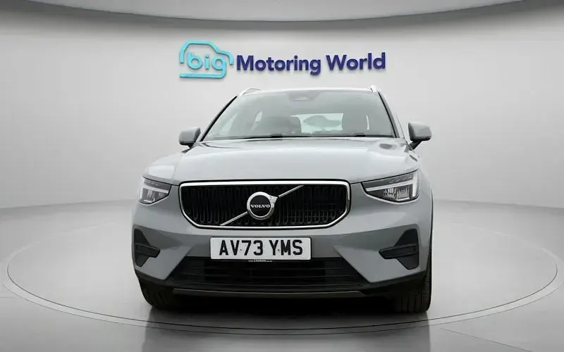 Used Volvo XC40 Core 163 HP (119 kW) 2026 SUV