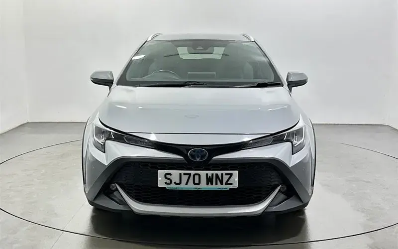 Used Toyota Corolla 122 HP (89 kW) 2020 Grey Estate
