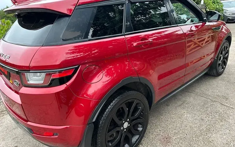 Used Land Rover Range Rover evoque SE 179 HP (131 kW) 2017 Hatchback