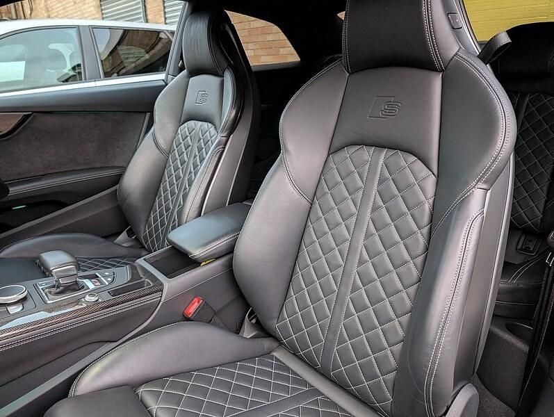 Used Audi S5 Business 2017 Navarra blue Coupe