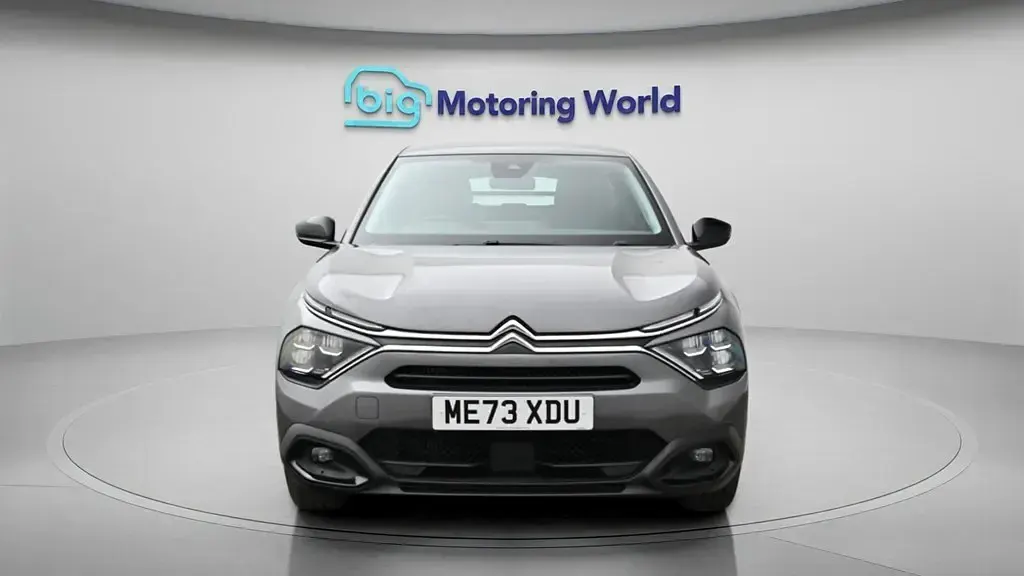 Usado Citroën C4 PureTech 100 HP (73 kW) 2024 Cinzento SUV