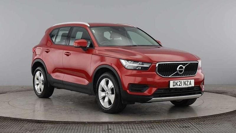Red Used 2021 Volvo XC40 Momentum SUV | £17,790 (Fair price) - Image 1/4
