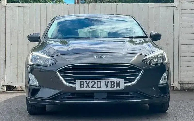 Used Ford Focus Titanium 125 HP (91 kW) 2020 Grey Hatchback