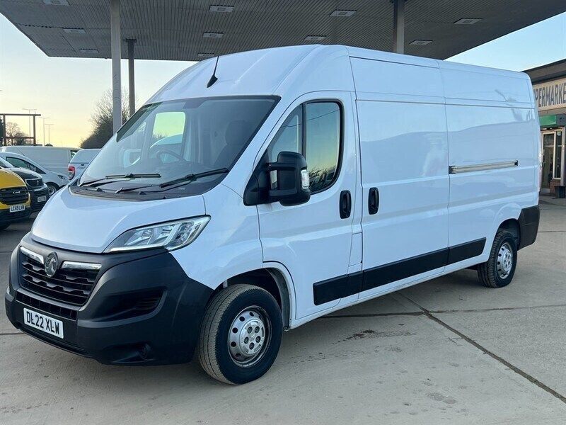 White Used 2022 Vauxhall Movano S Van | £13,650 (Super price) - Image 1/4