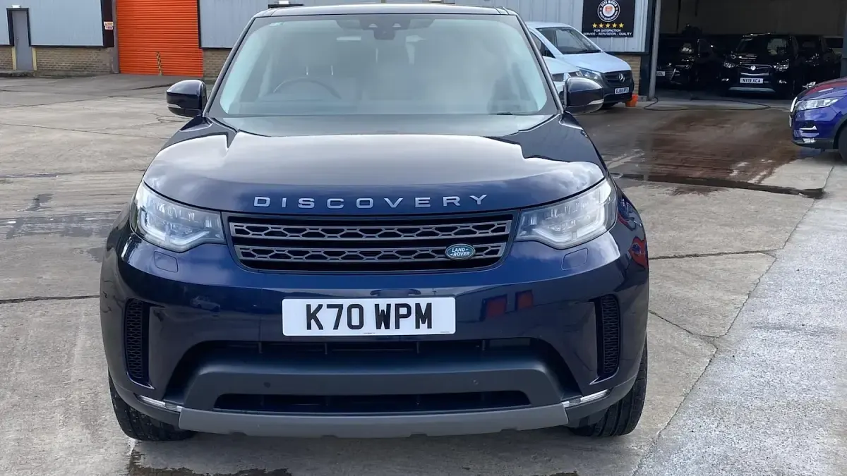 Used Land Rover Discovery 5 SE 258 HP (189 kW) 2018 Blue SUV