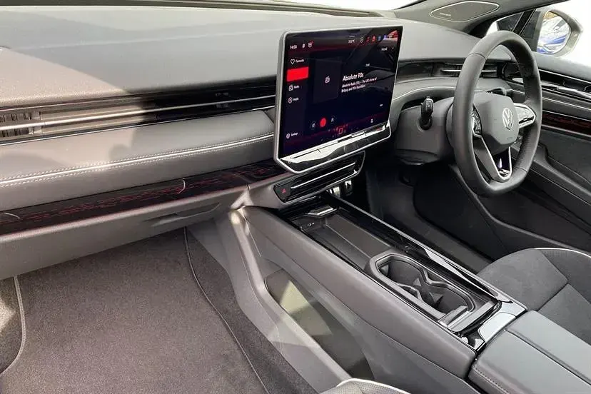 Usado VW ID.7 Pro 210 kW (286 HP) 2026 Preto Carrinha