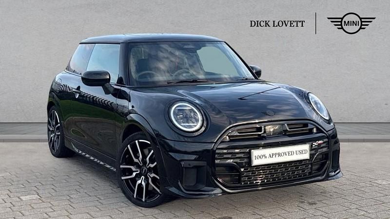 Used Mini Cooper S Hatch 201 HP (147 kW) 2025 Black Hatchback