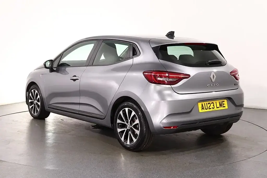 Używany Renault Clio V Evolution 2023 Szary Hatchback