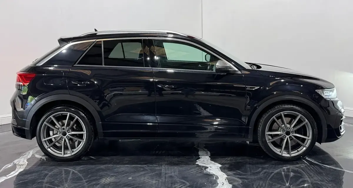 Used VW T-Roc R 300 HP (220 kW) 2019 Black SUV
