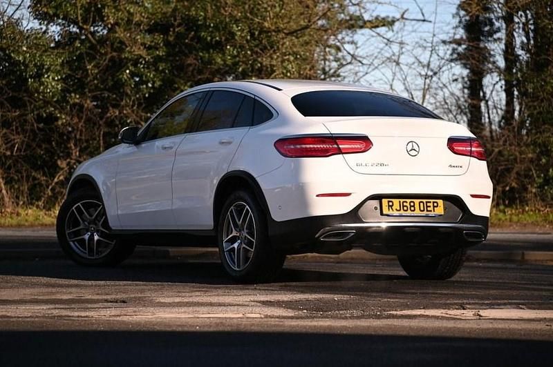Used Mercedes GLC220 AMG line 170 HP (125 kW) 2018 White Coupe