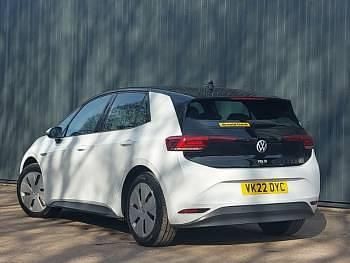 Begagnad VW ID.3 Pro Performance 150 kW (204 HK) 2022 Vit Halvkombi