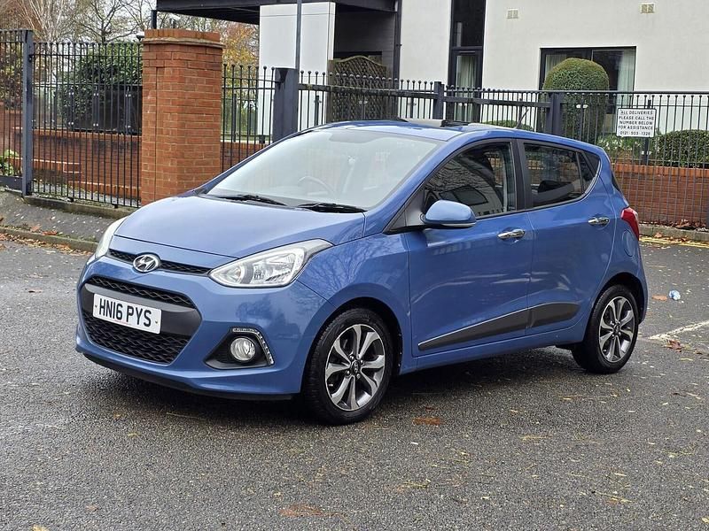 Used Hyundai i10 Premium SE 2016 Blue Hatchback