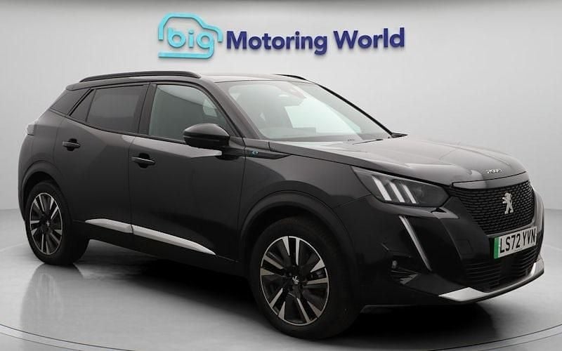 Used 2022 Peugeot e-2008 Premium SUV | £16,300 (A bit pricey) - Image 1/4