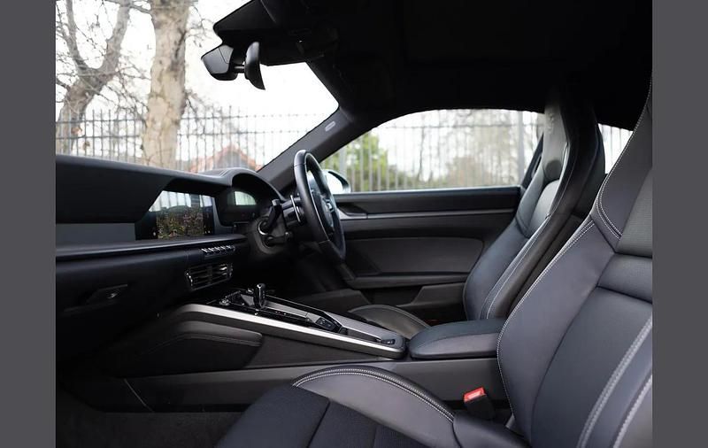 Used Porsche 911 389 HP (286 kW) 2024 Grey Coupe