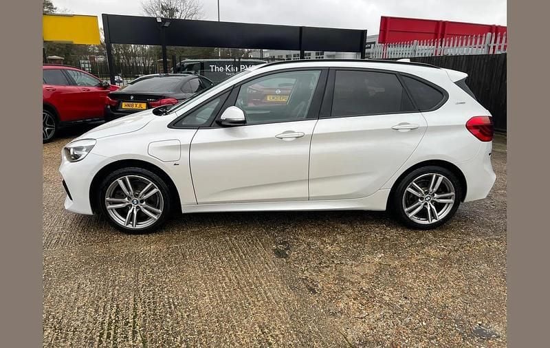 Used BMW 225 M Sport 224 HP (164 kW) 2019 White Estate