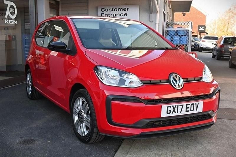 Used VW up! Beats 90 HP (66 kW) 2017 Red Hatchback