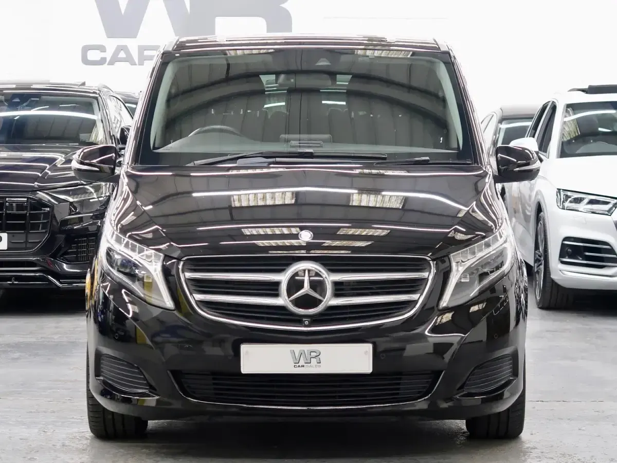 Used Mercedes V220 2015 Black MPV