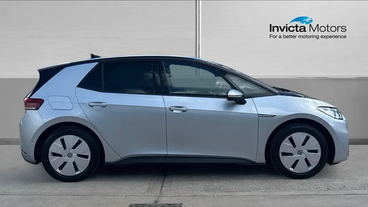 Used VW ID.3 Pro Performance 150 kW (204 HP) 2023 Silver Hatchback