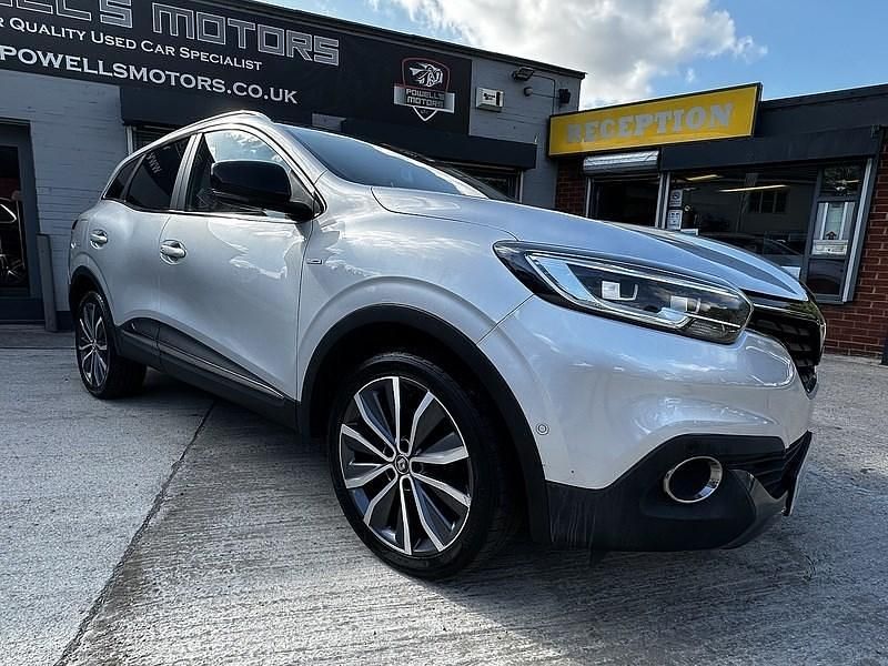 Mercury Used 2016 Renault Kadjar Signature SUV | £7,995 (Fair price) - Image 1/4