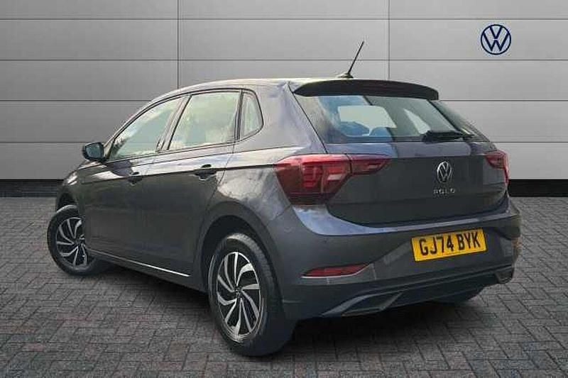 Used VW Polo Life 95 HP (69 kW) 2024 Grey Hatchback