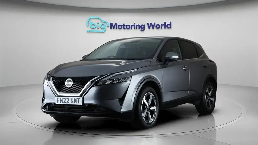 Used Nissan Qashqai N-Connecta 140 HP (102 kW) 2022 Grey SUV