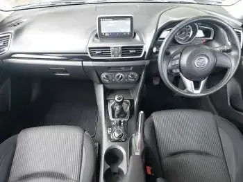Used Mazda 3 120 HP (88 kW) 2016 Silver Hatchback