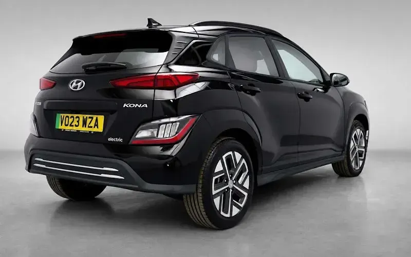 Used Hyundai Kona Premium 100 kW (136 HP) 2022 Black SUV